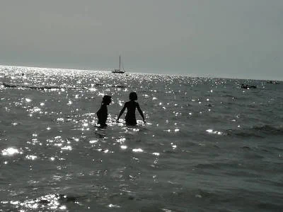  Il mare con acqua bassa al Campeggio RadaEtrusca - Vada